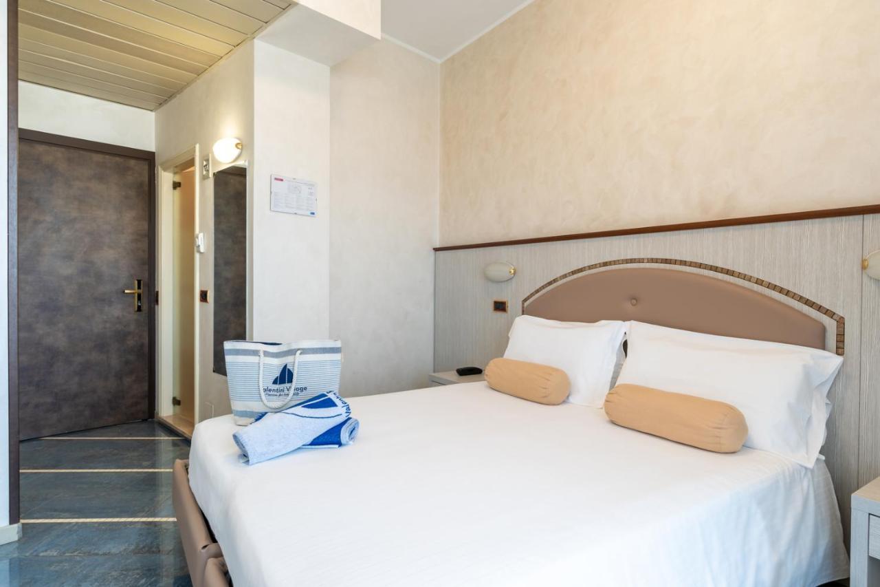 Hotel Gambrinus - Valentini Family Village Bellaria-Igea Marina Eksteriør billede