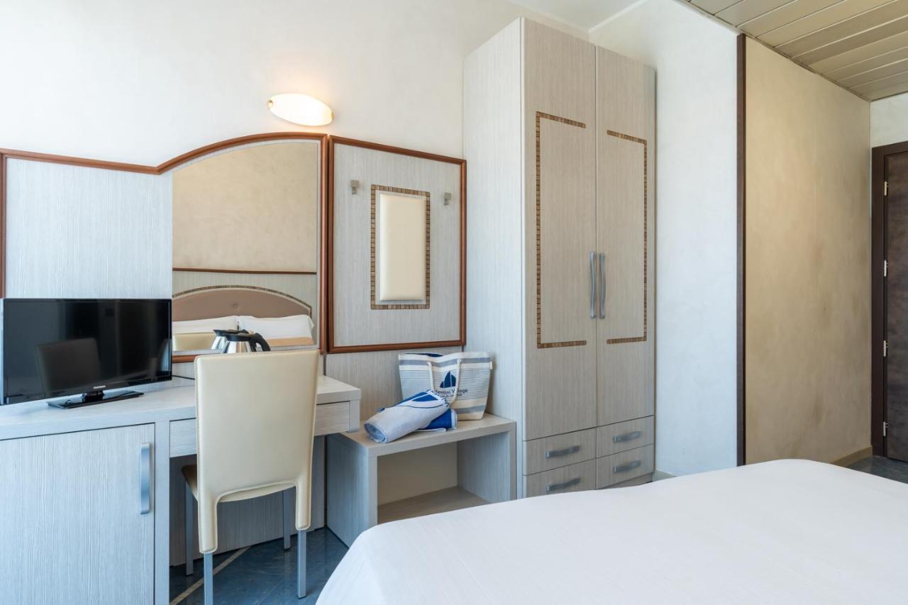 Hotel Gambrinus - Valentini Family Village Bellaria-Igea Marina Eksteriør billede