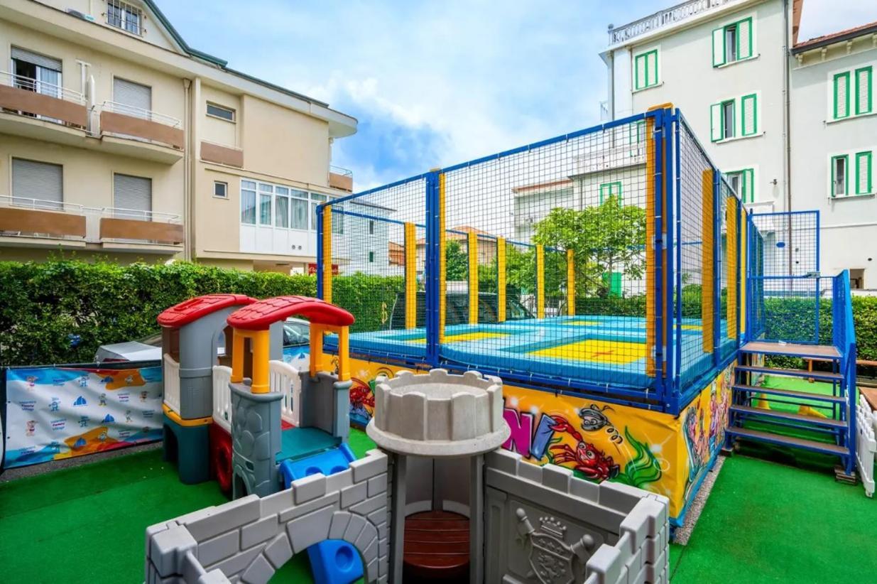 Hotel Gambrinus - Valentini Family Village Bellaria-Igea Marina Eksteriør billede