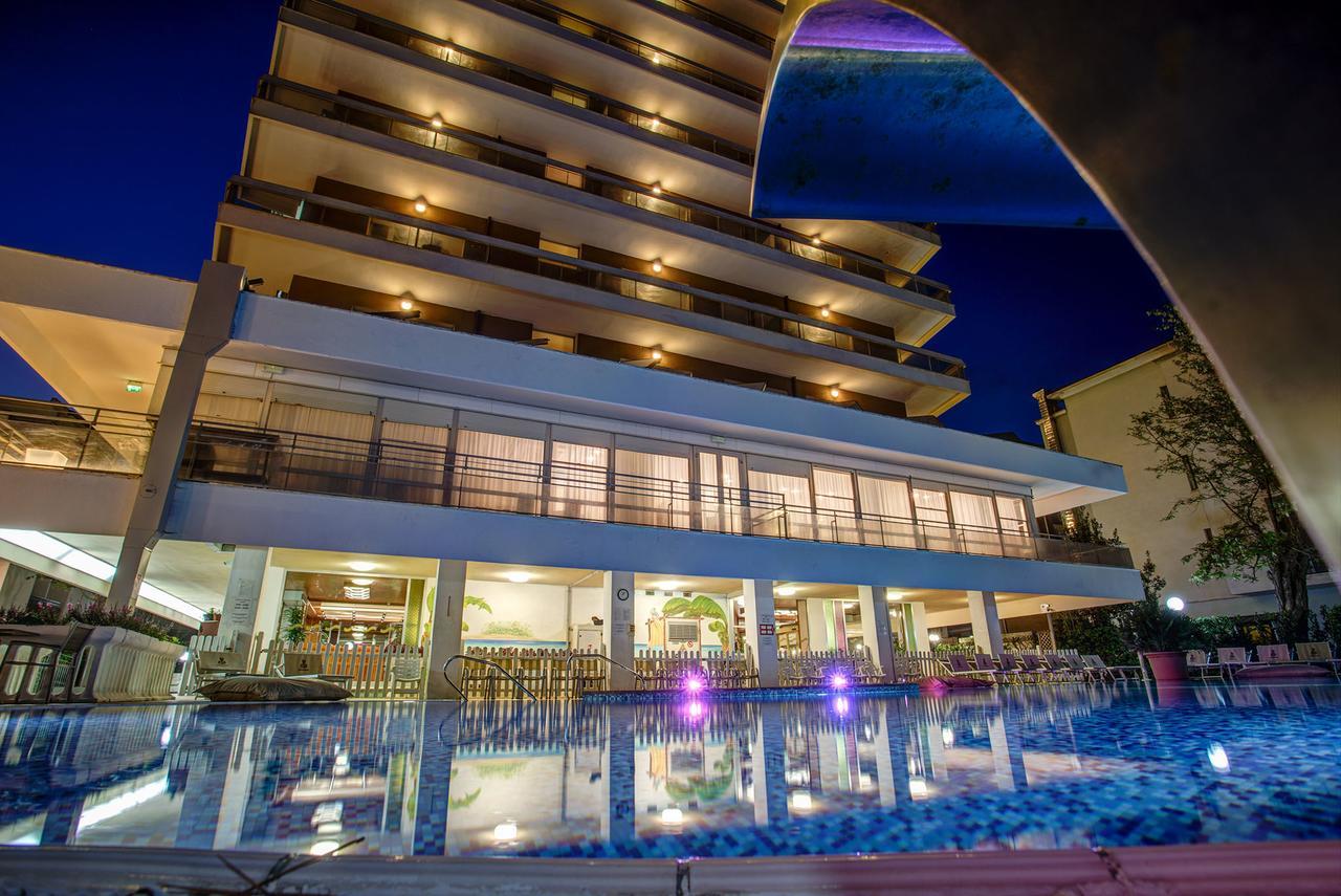Hotel Gambrinus - Valentini Family Village Bellaria-Igea Marina Eksteriør billede